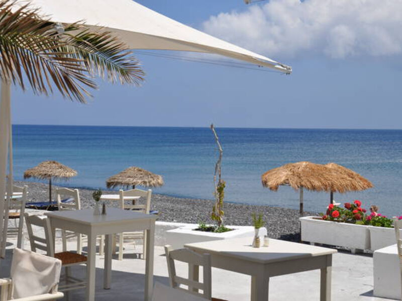 Thalassa Seaside Resort & Suites