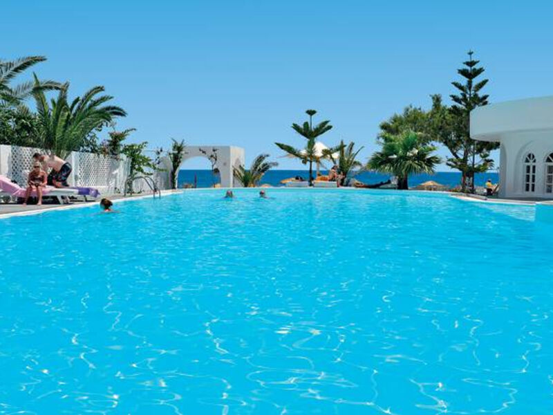 Thalassa Seaside Resort & Suites