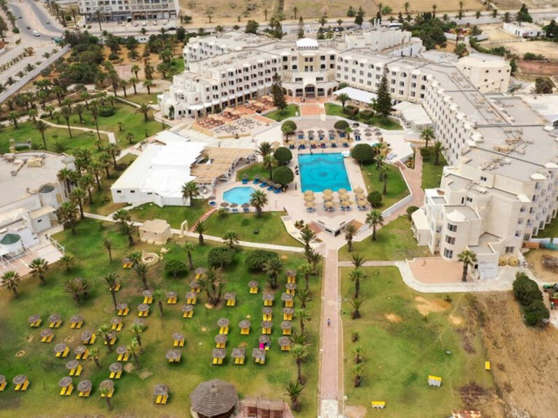 Thapsus Beach Resort