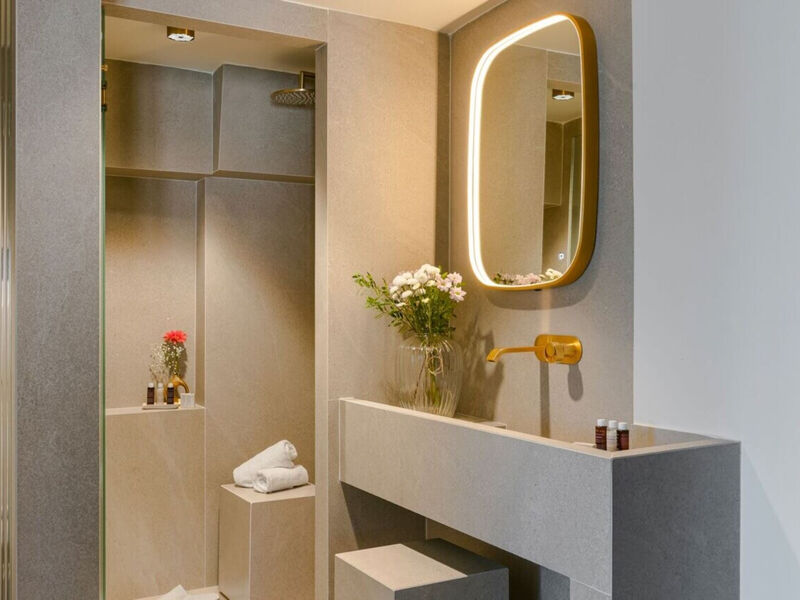 The Alley Boutique Hotel & Spa