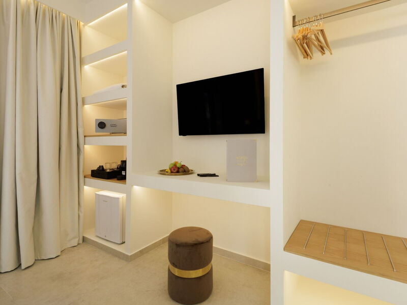 The Alley Boutique Hotel & Spa