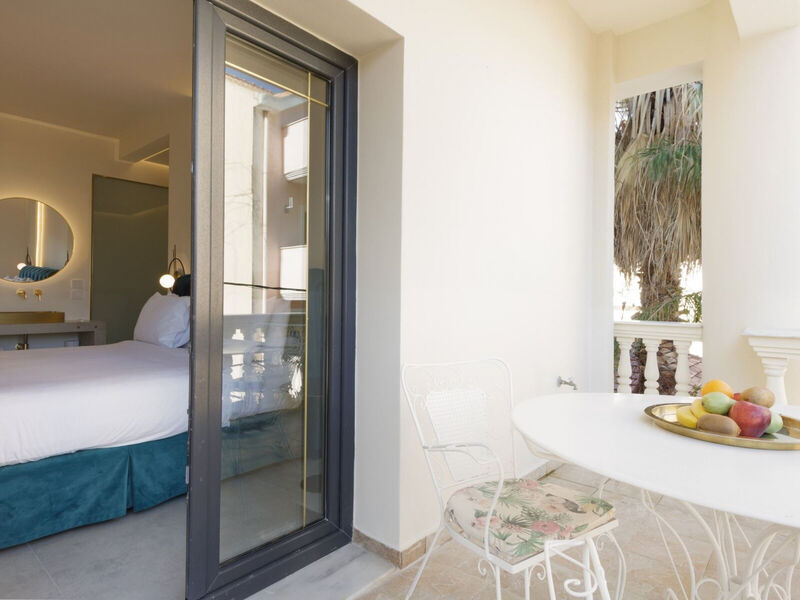 The Alley Boutique Hotel & Spa