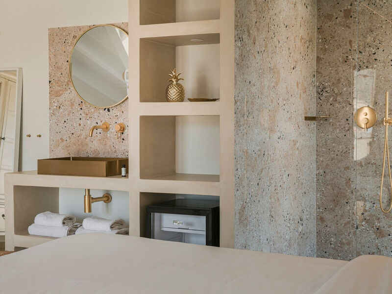 The Alley Boutique Hotel & Spa