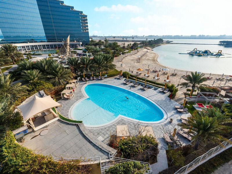 F1 Grand Prix – Hotel The Art