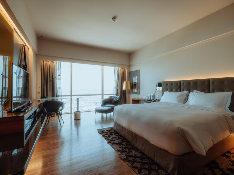 F1 Grand Prix – Hotel The Art