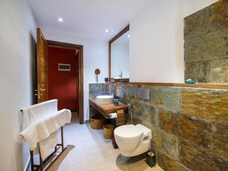 The Barefoot Eco Hotel