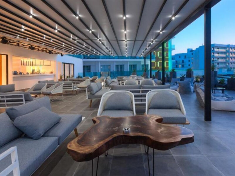 The Blue Ivy Hotel & Suites