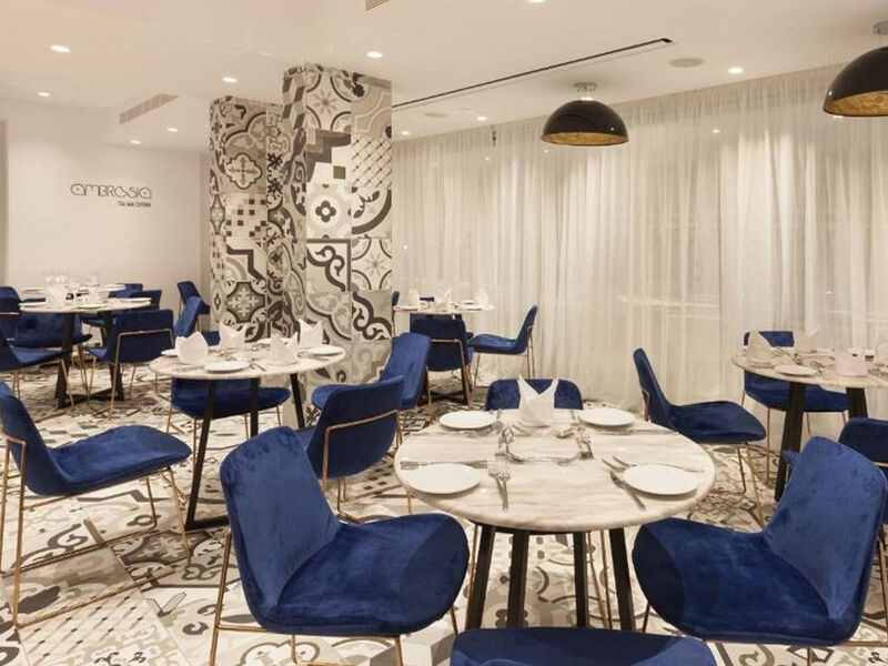 The Blue Ivy Hotel & Suites