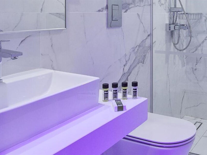 The Blue Ivy Hotel & Suites