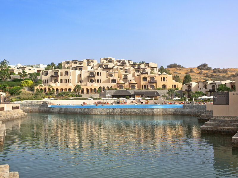 The Cove Rotana Resort 