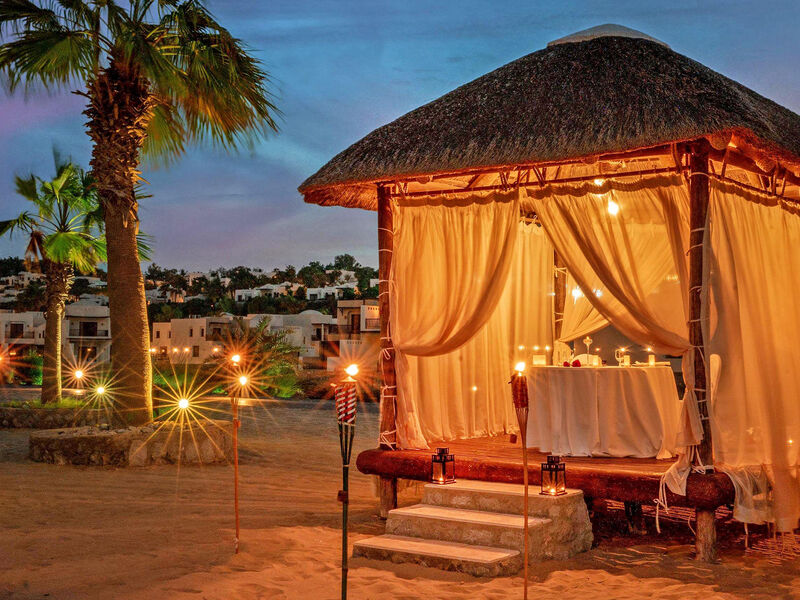 The Cove Rotana Resort 