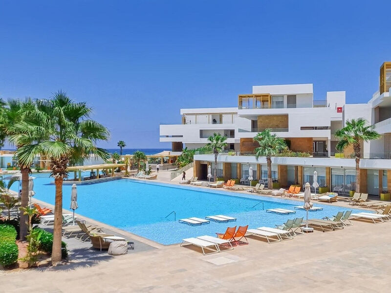 The G Seashell Resort