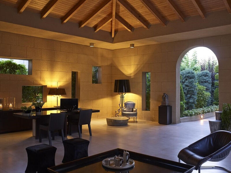 Sentido Ixian Grand