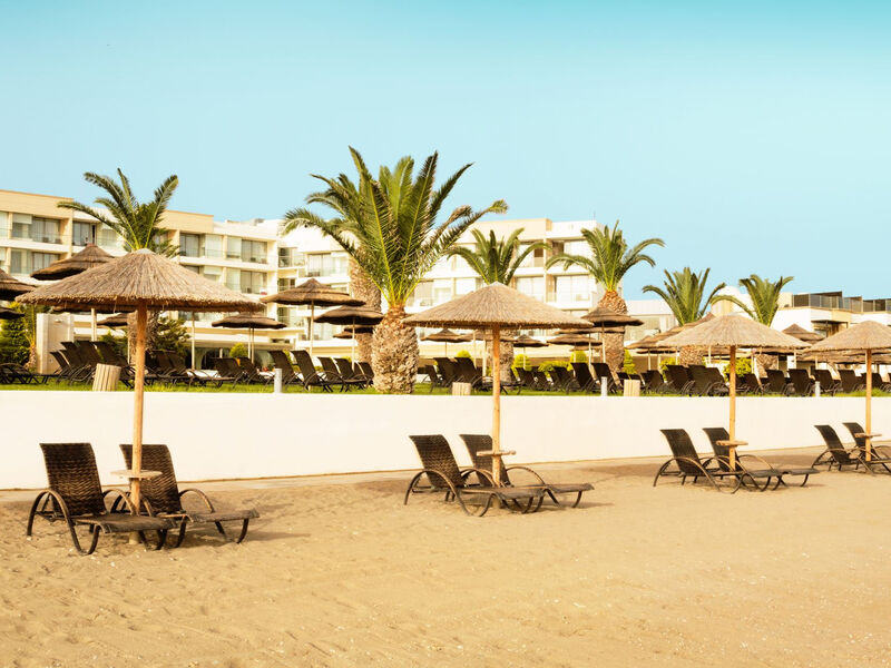 The Ixian Grand & All Suites