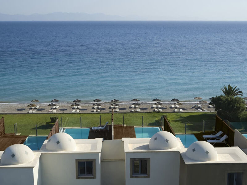The Ixian Grand & All Suites
