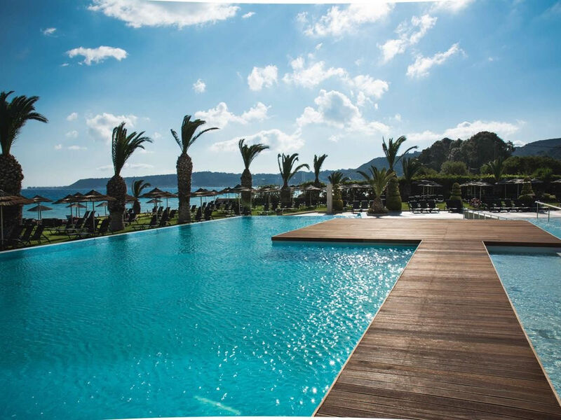 The Ixian Grand & Suites
