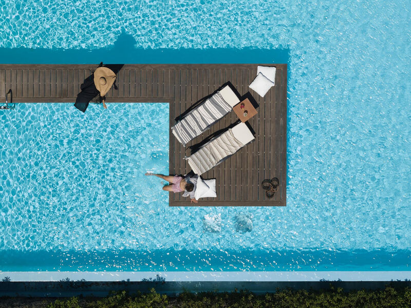 The Ixian Grand & Suites