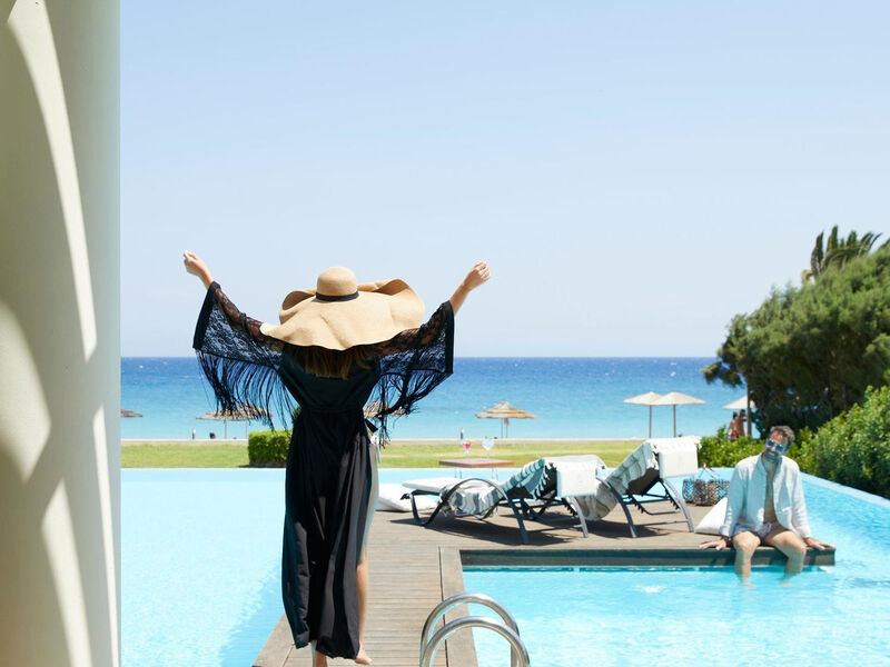 The Ixian Grand & Suites