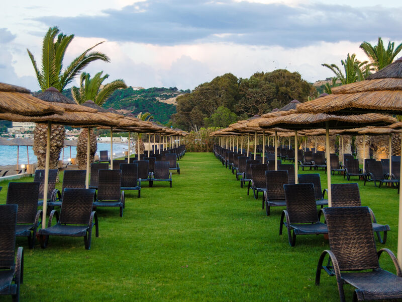The Ixian Grand & Suites