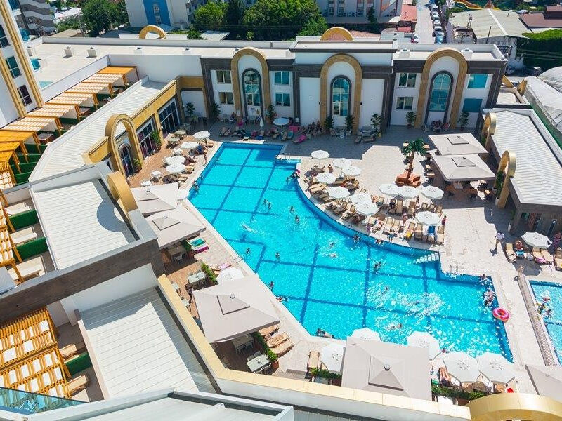 The Lumos Deluxe Resort