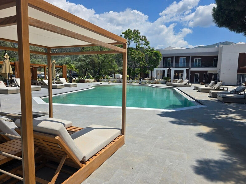 The Mini Resort