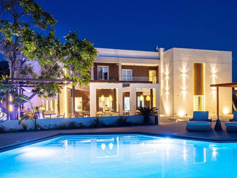 The Mini Resort