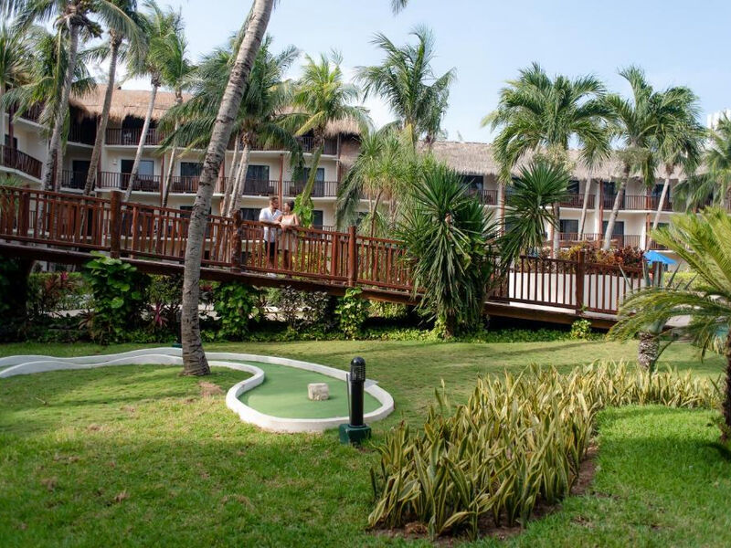 The Reef Coco Beach