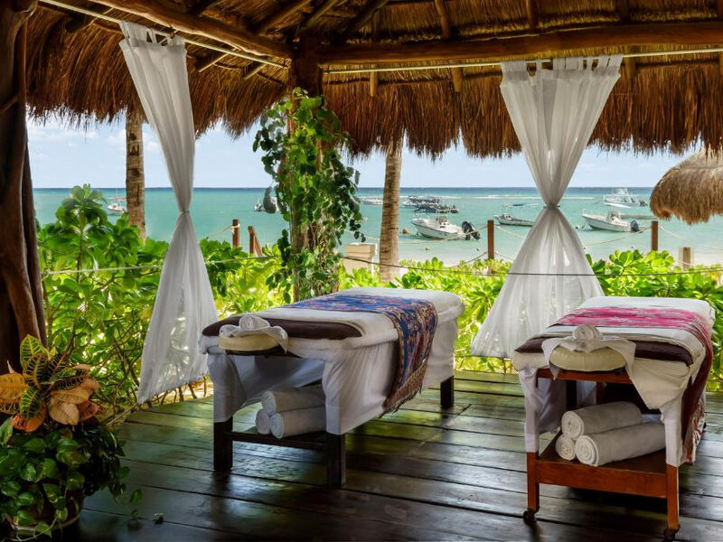 The Reef Coco Beach