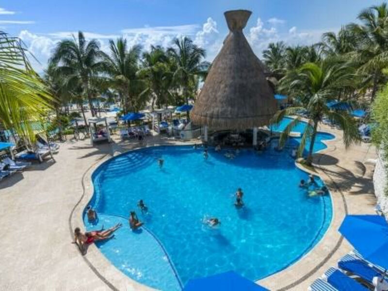 The Reef Playacar