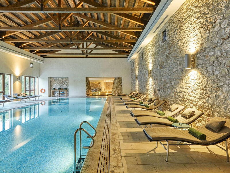 The Romanos, a Luxury Collection Resort