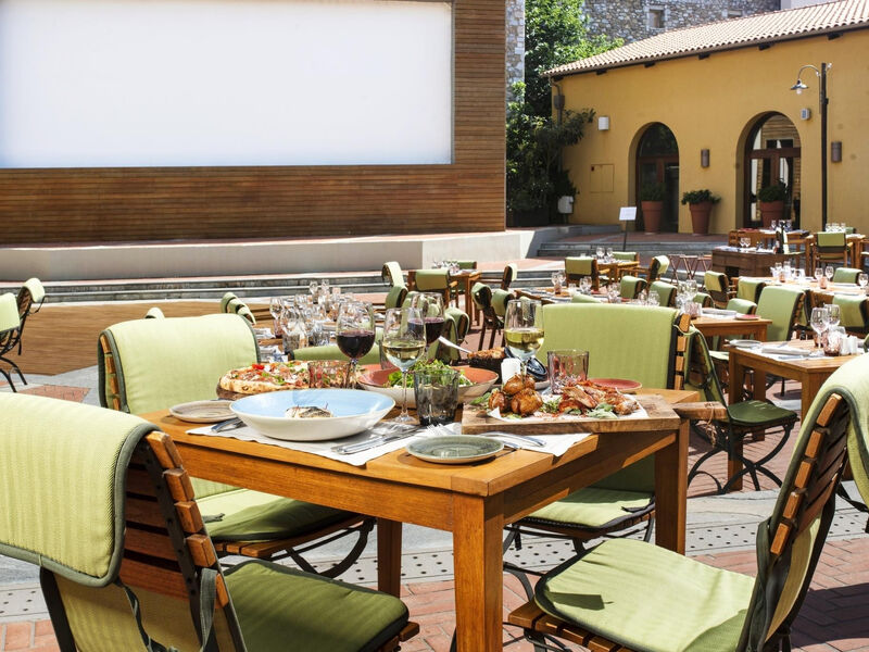 The Romanos, a Luxury Collection Resort