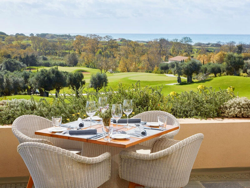 The Romanos, a Luxury Collection Resort