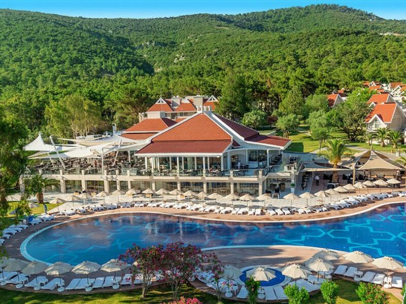 The Roxy Luxury Nature