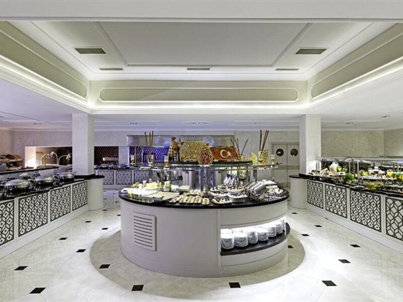 The Roxy Luxury Nature
