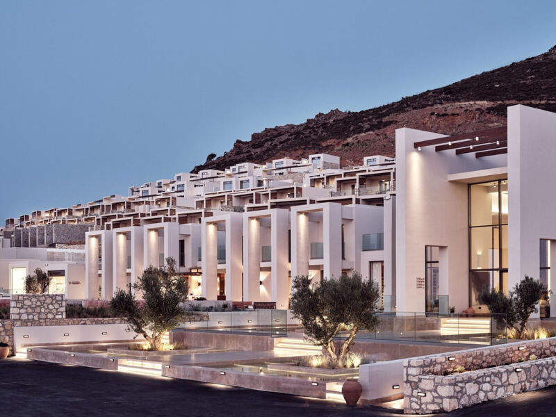 The Royal Senses Resort, Curio Collection By Hilton