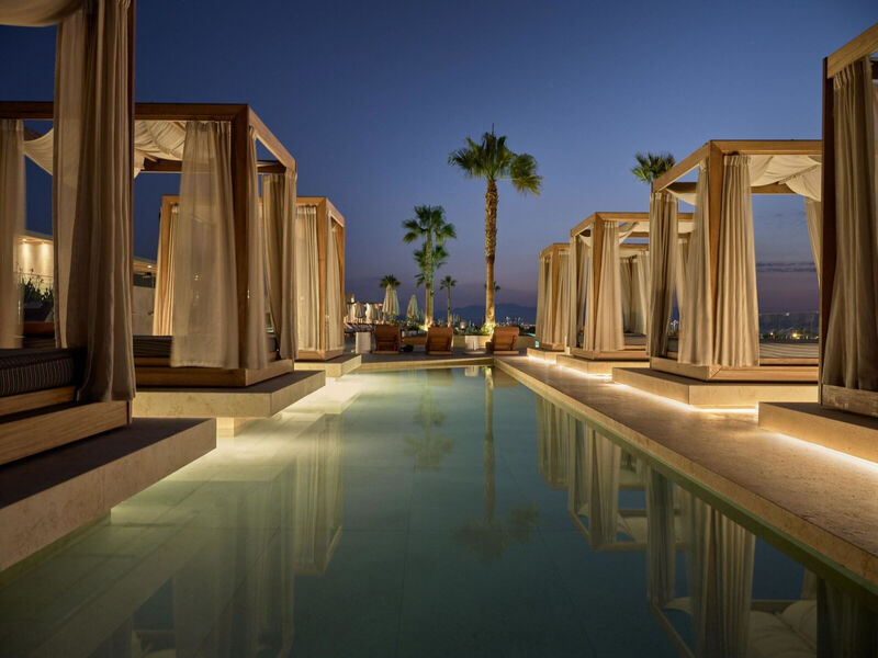 The Royal Senses Resort, Curio Collection By Hilton
