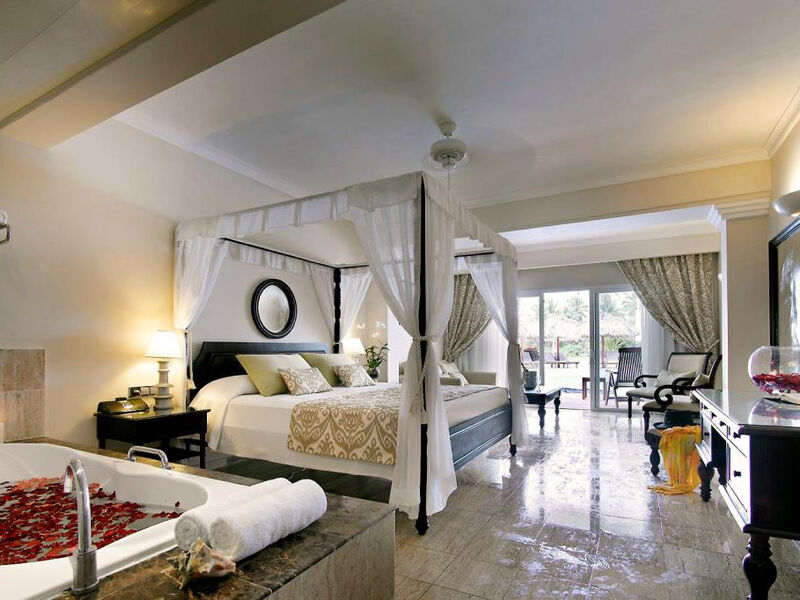 The Royal Suites Turquesa by Palladium