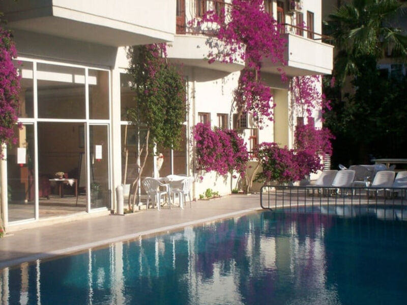 The S Apart And Suites