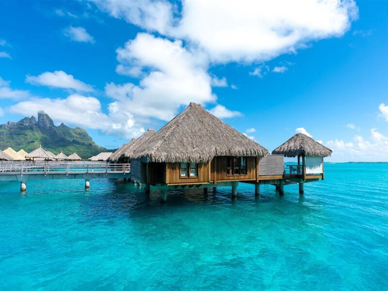 Hotel St. Regis Bora Bora Resort