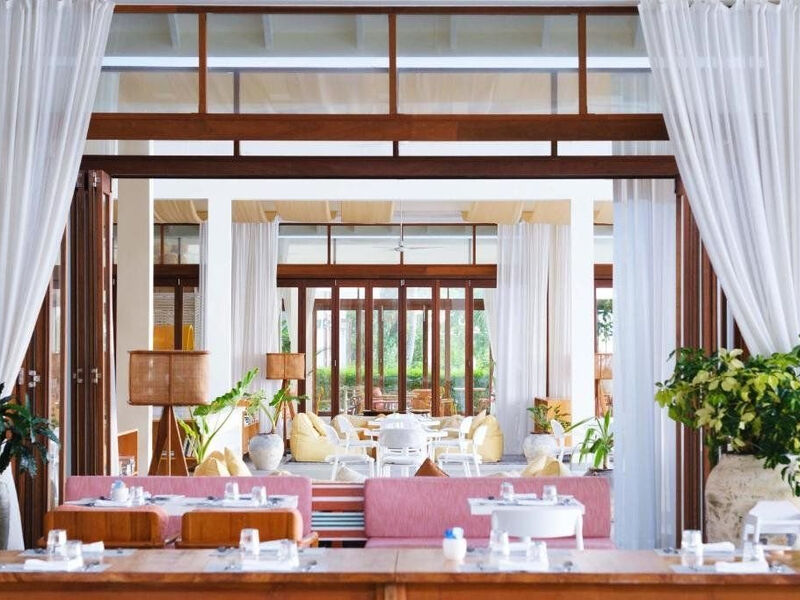 The Standard, Huruvalhi Maldives