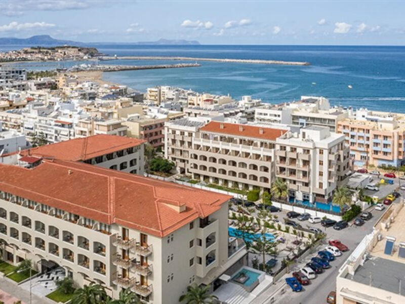 Theartemis Palace