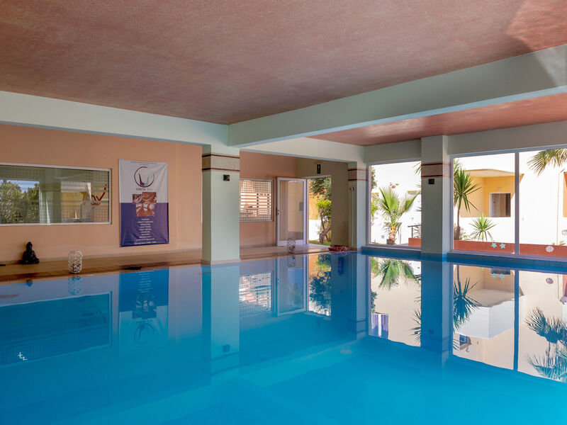 Theo Hotel Agia Marina