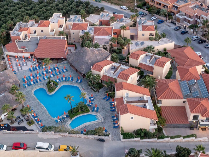 Theo Hotel Agia Marina