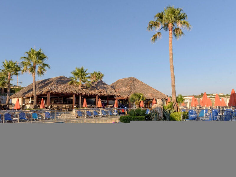 Theo Hotel Agia Marina