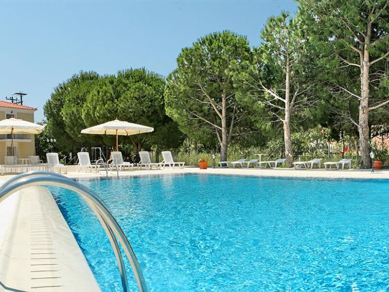 Theofilos Superior Resort