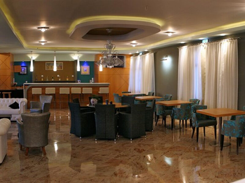 Theofilos Superior Resort