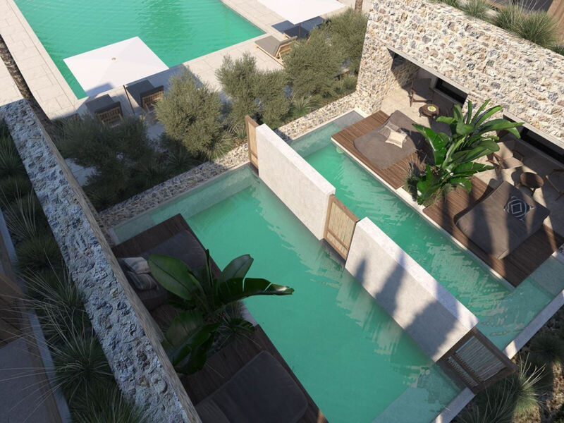 Theros All Suite Hotel