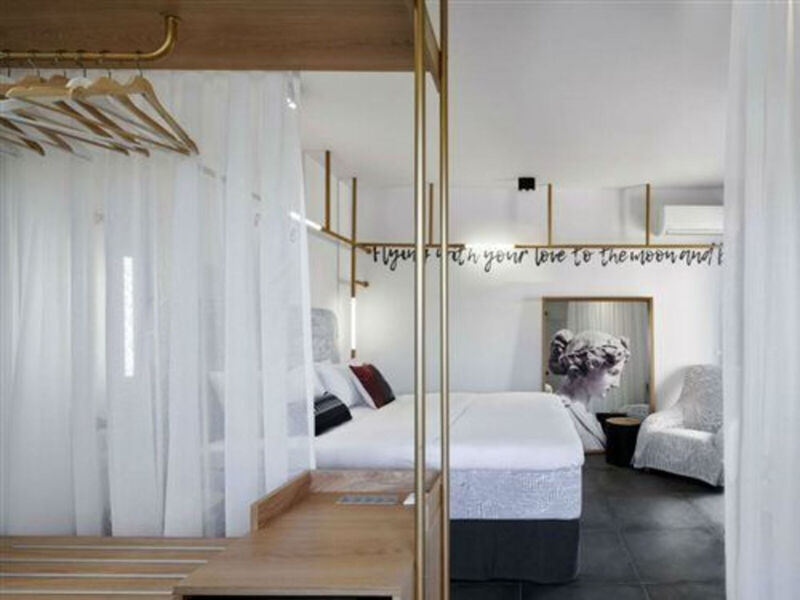 Thomais Boutique Hotel