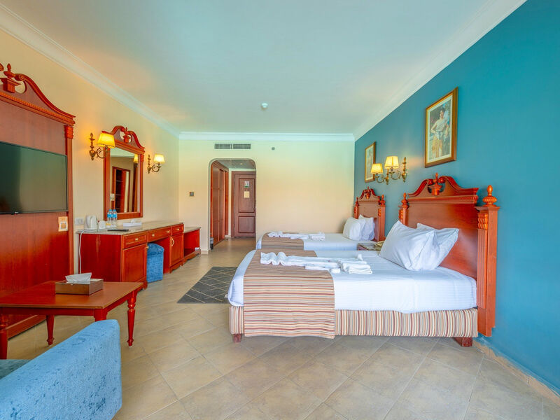 Titanic Beach Spa & Aquapark