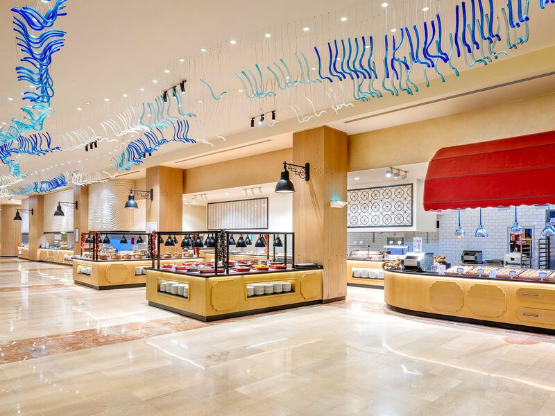 Titanic Deluxe Lara